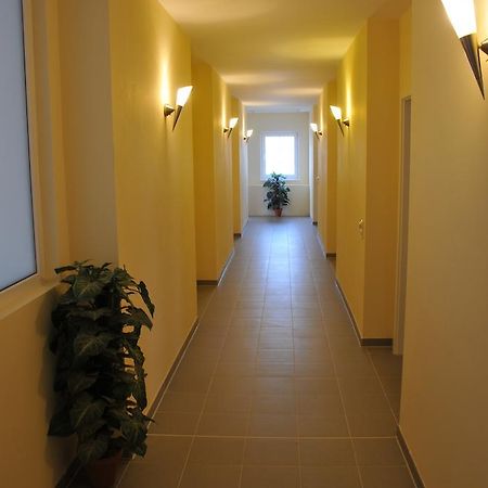 Hotel Pension Schwerin-Haus Schreiber エクステリア 写真
